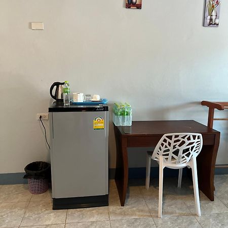 Nare Guest House Ko Lanta Esterno foto
